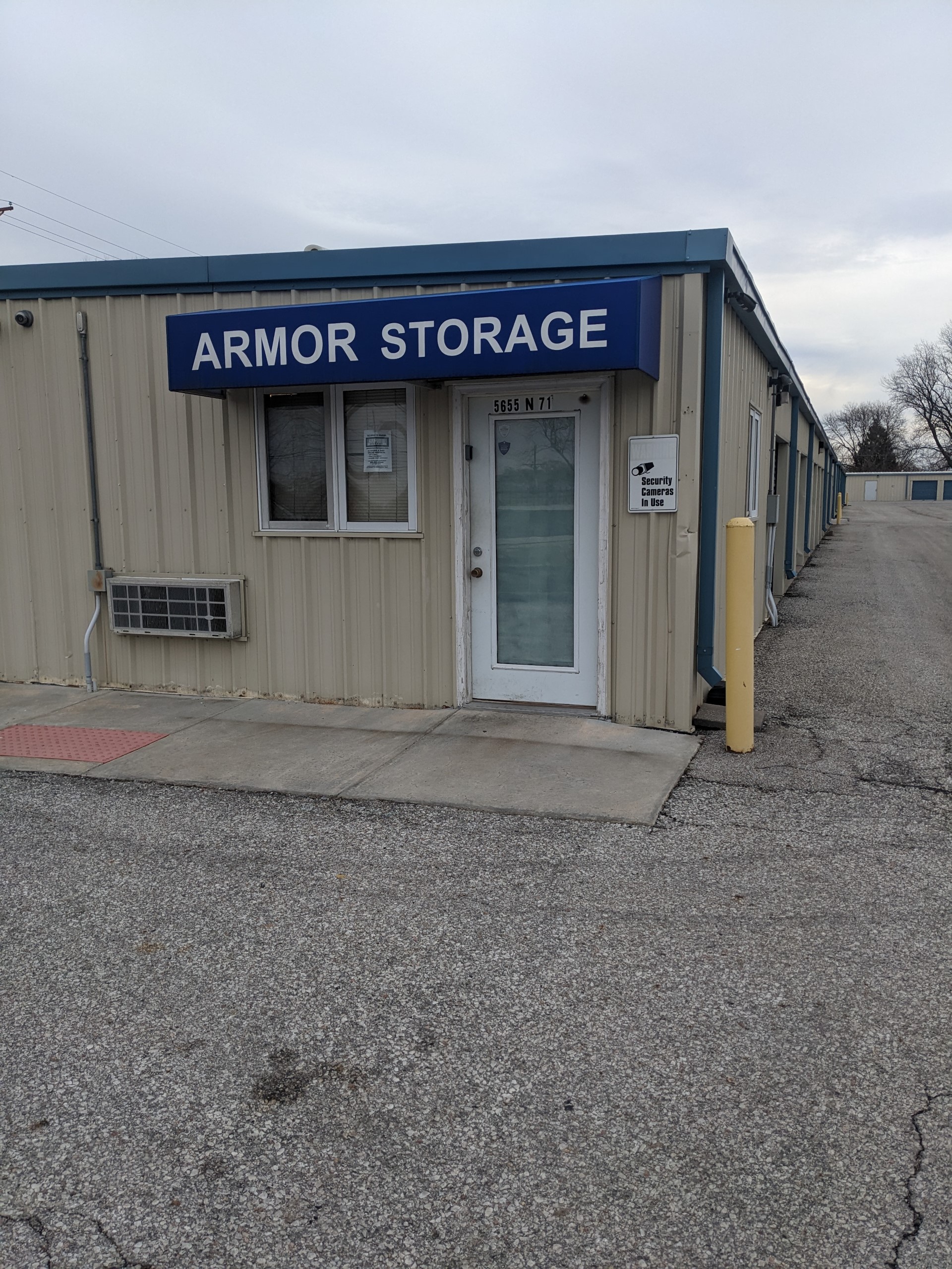 Armor Storage Sign in Omaha, NE
